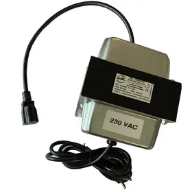 Autotrasformatore 230 V / 120 V